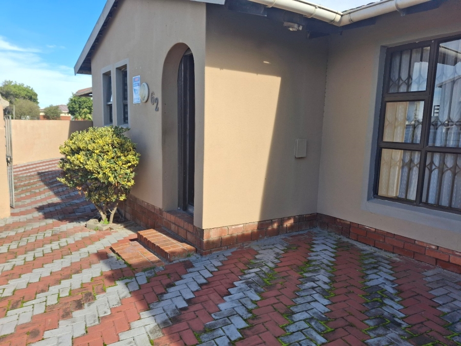 3 Bedroom Property for Sale in Tuscany Glen Western Cape